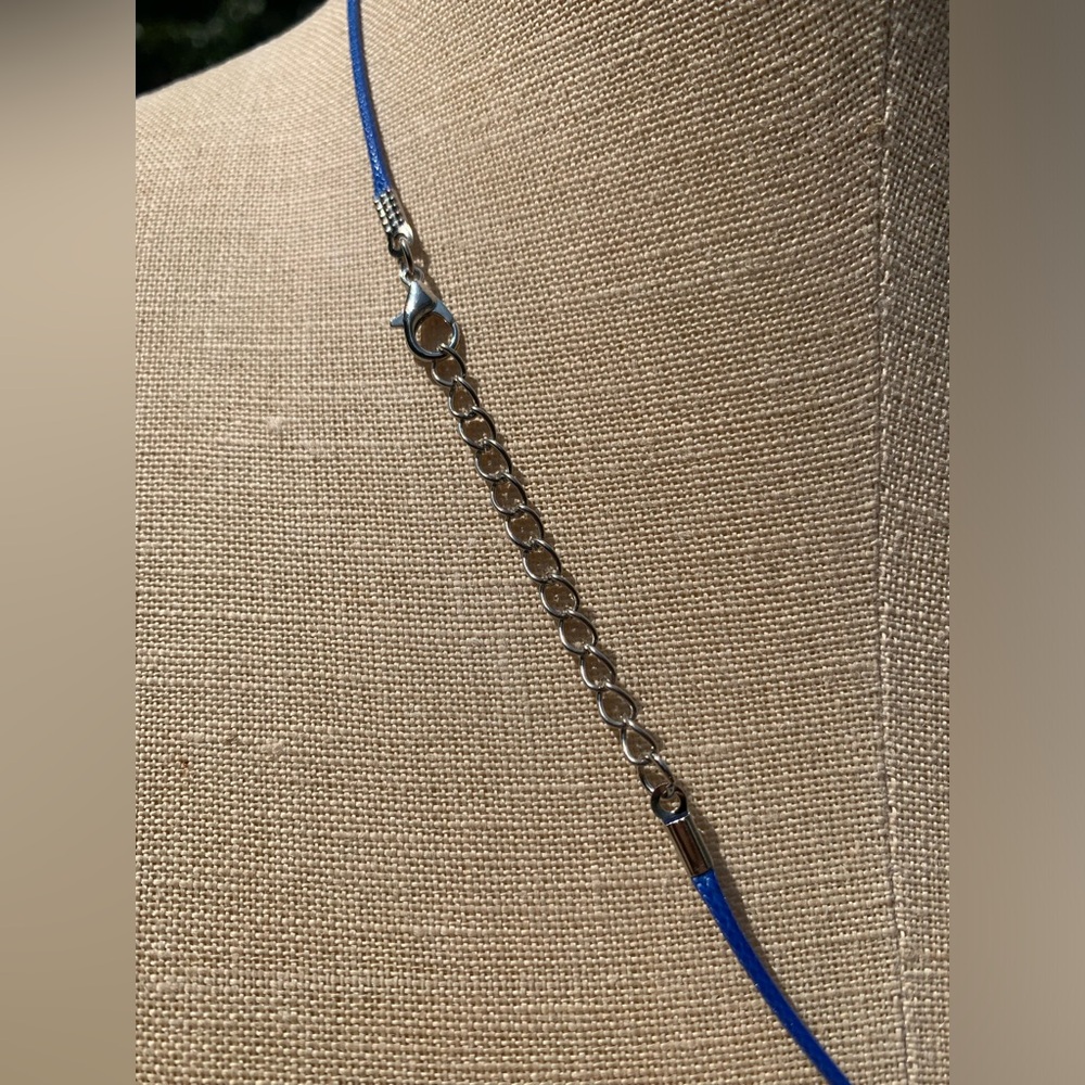 Handmade Cobalt Blue Resin Crystal Amulet Necklace & Hamsa Hand Charm - Picture 5 of 11